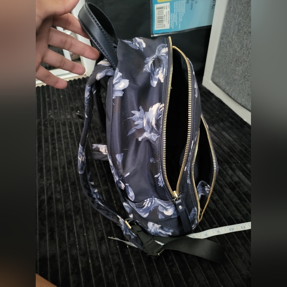 Kate spade backpack - Picture 4 of 6